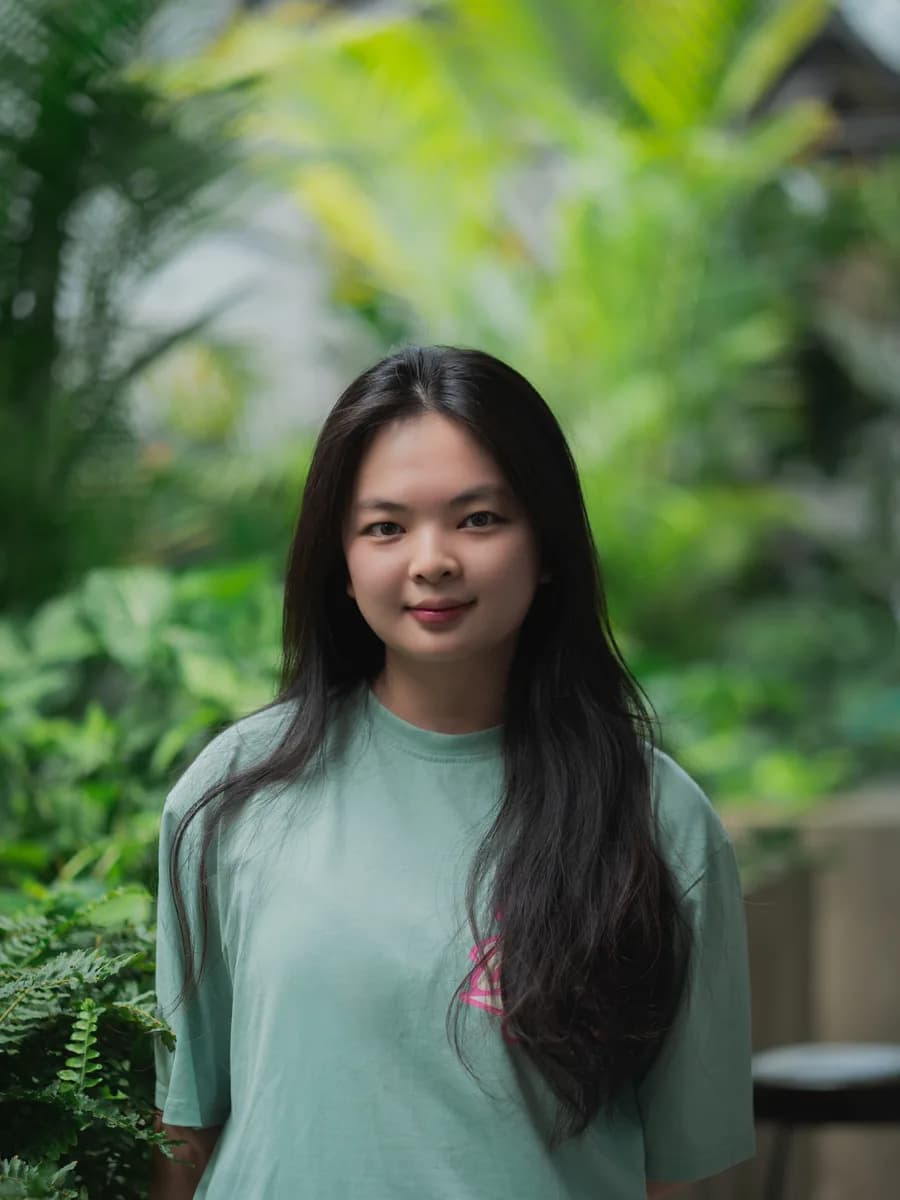 KHUE NGUYEN