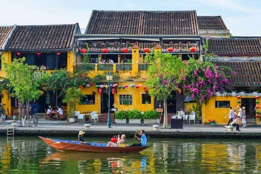 Your Essential Guide to Hoi An Old Town: Vietnam's Living Museum