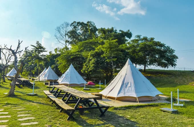 The Aesthetics of Escape: Why the Glamping Aesthetic is Taking Over Instagram