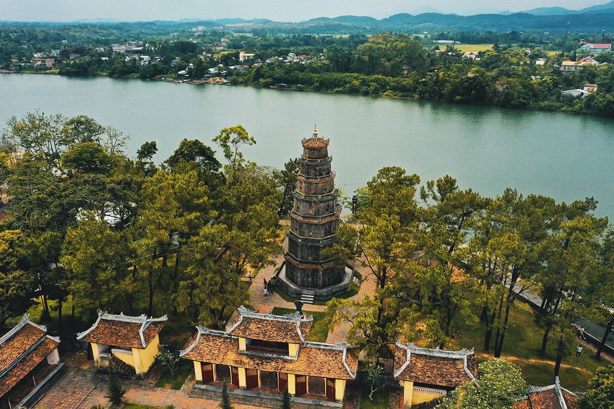 Silent Stories: Exploring the Grandeur of Hue Imperial City