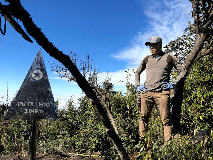 Trekking Đỉnh Pu Ta Leng (Hướng Hồ Thầu)