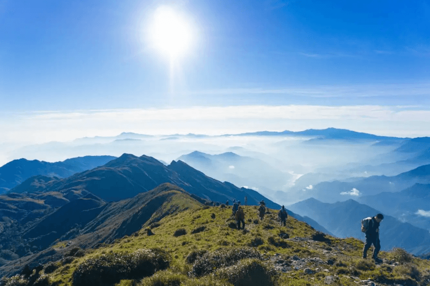 Trekking Tà Chì Nhù