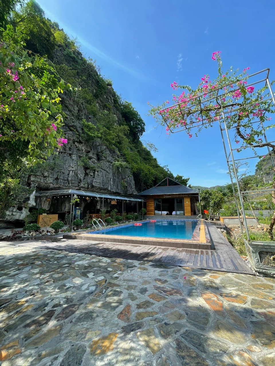 Cháy Mountain Retreat Ninh Bình