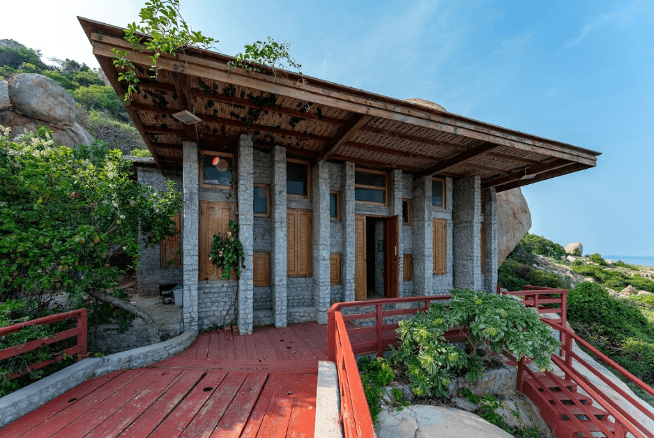 Hero House