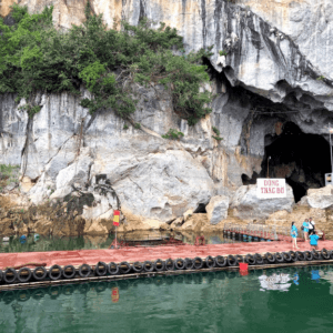 Động Thác Bờ Ngòi Hoa - Tân Lạc - Hòa Bình