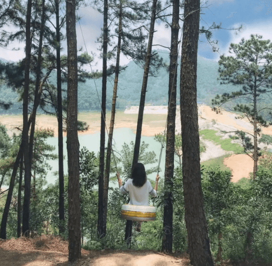Trekking Đỉnh núi Hàm Lợn