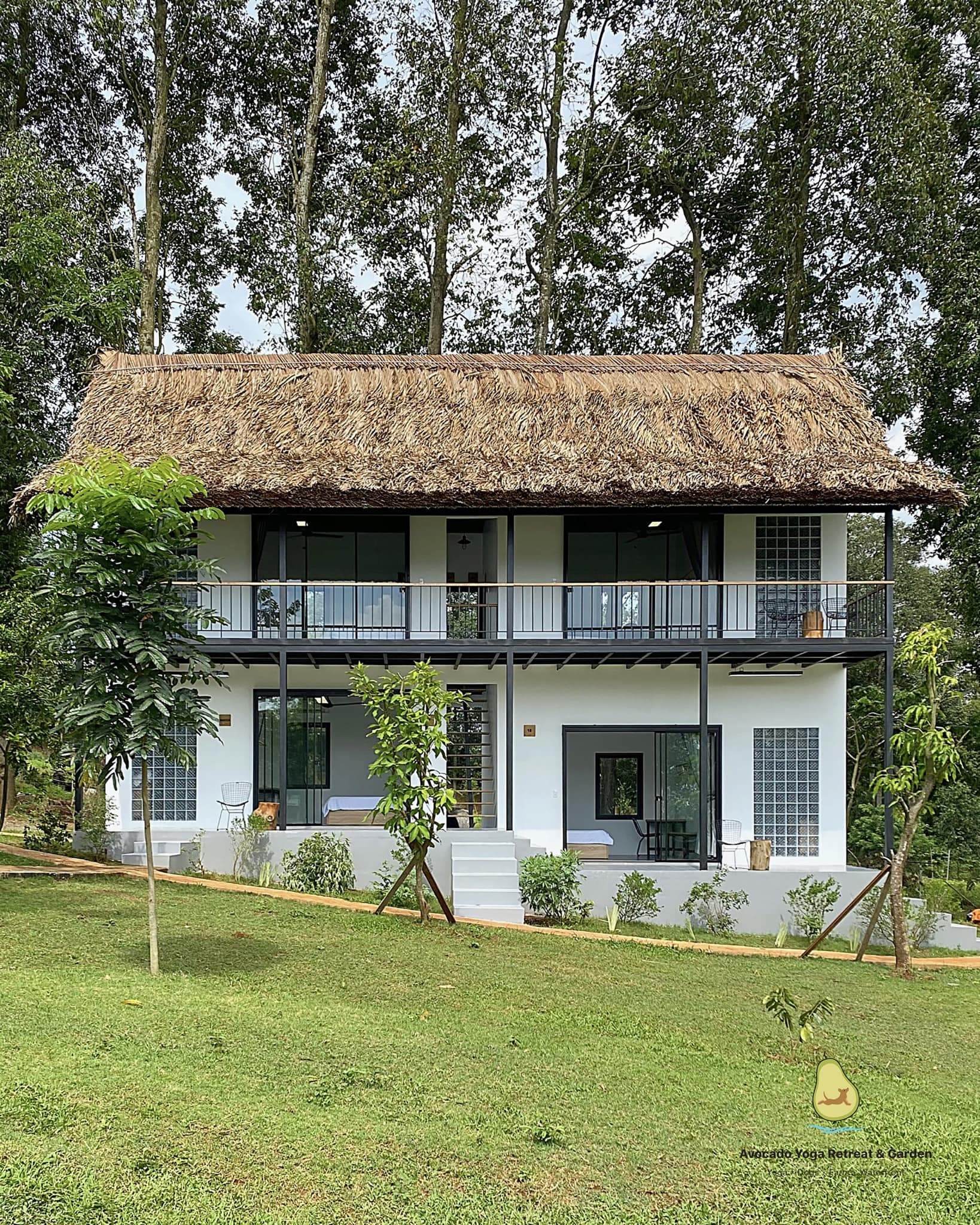 Avocado Yoga Retreat & Garden