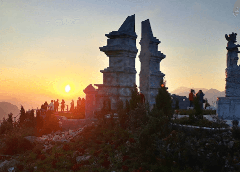 Khu du lịch Cổng Trời Ô Quy Hồ