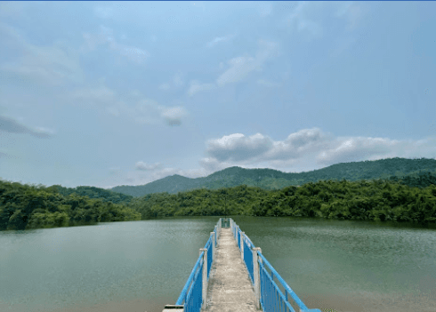 Hồ chứa nước Dùi Chiêng