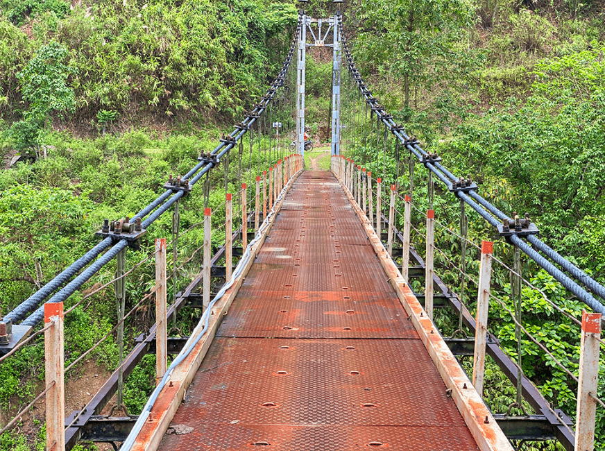 Cầu treo Kẻng Mỏ