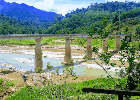 Cầu Nam Trà My
