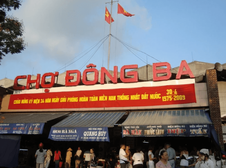 Chợ Đông Ba