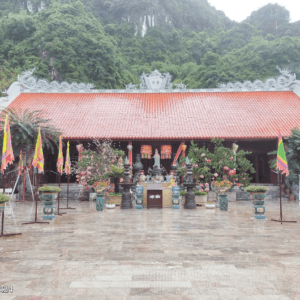 Đền Cô Đôi Thượng Bồng Lai Cổ Linh Từ