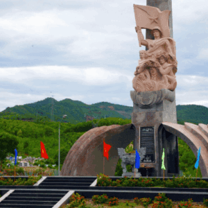 Tượng đài Chiến Thắng Thượng Đức