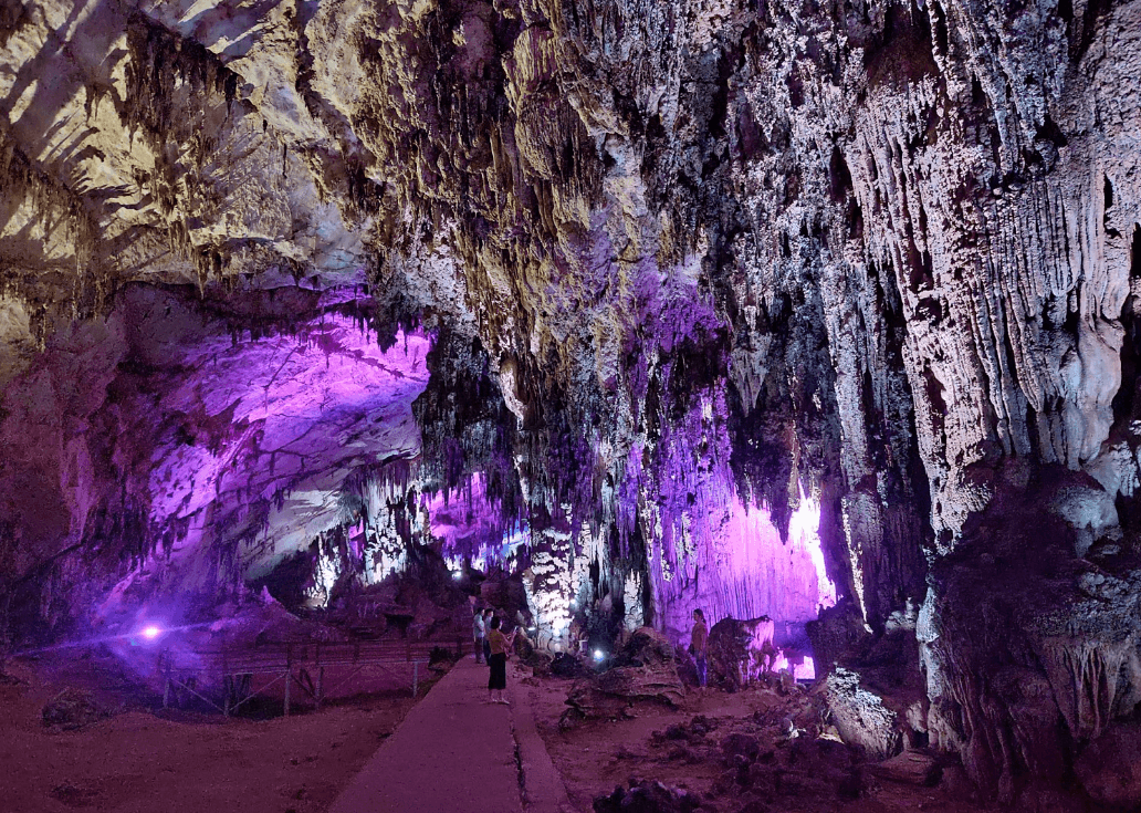 Động Hua Mạ