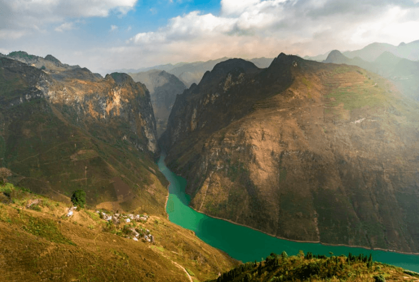 Trekking Điểm Cực Bắc Tổ Quốc