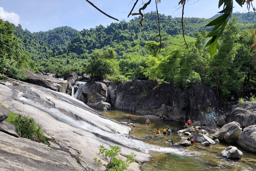 Du lịch Thác Trượt