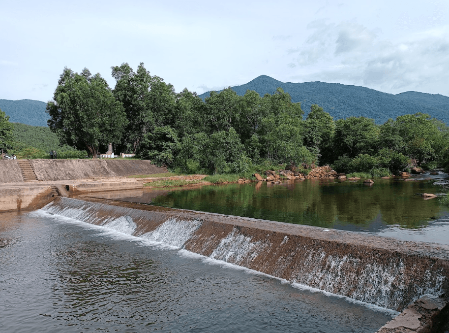 Đập Tân Phú