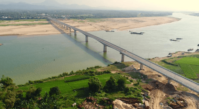 Cầu Giao Thuỷ