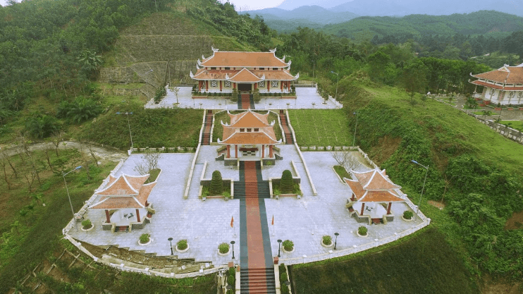 Khu di tích lịch sử Nước Oa