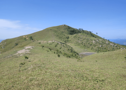 Trekking Núi Thành Đẳng