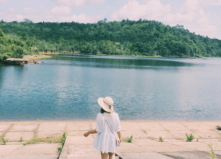 Đập thủy lợi Đá Bàn