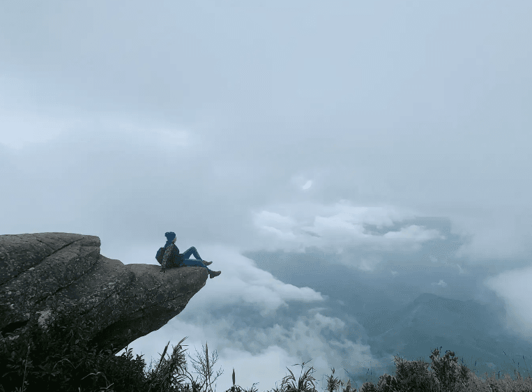 Trekking Đỉnh Pha Luông