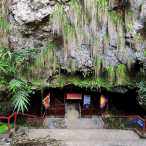 Động Tiên Sơn Tam Đường