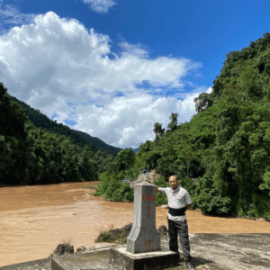Cột mốc biên giới 18