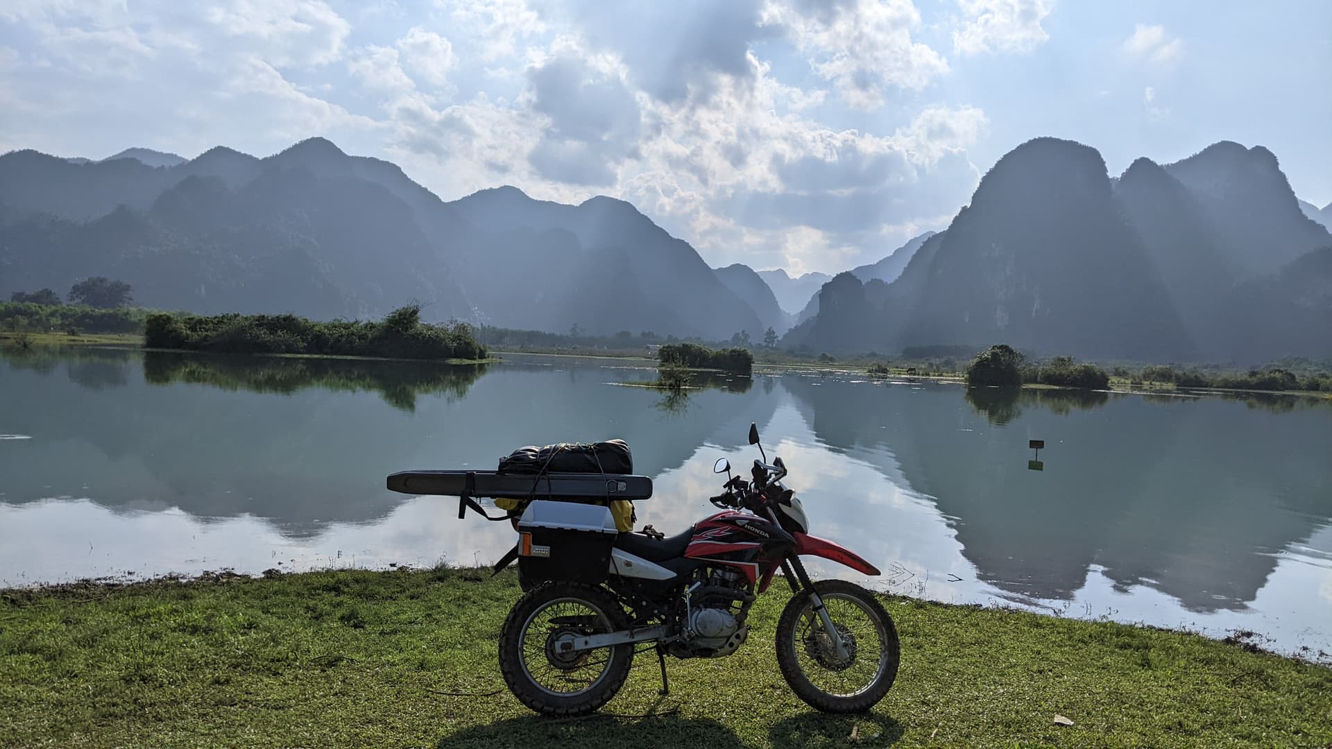 Hồ Yên Phú