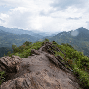 Trekking Sống lưng khủng long
