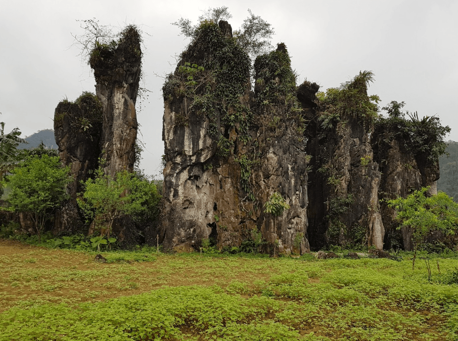 Thạch Sơn Thần - Quản Bạ - Hà Giang
