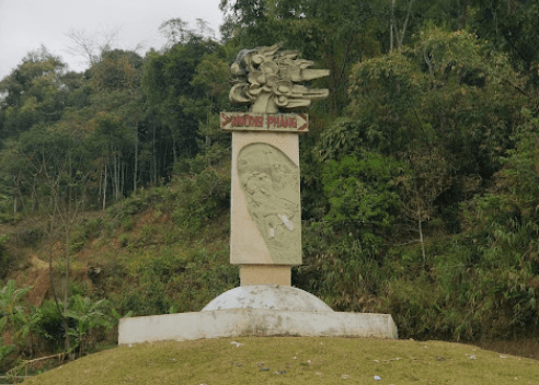 Tượng đài Mường Phăng - Điện Biên