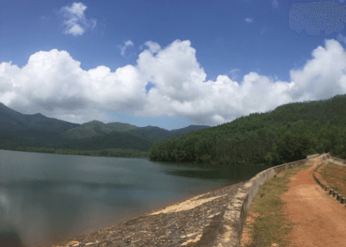 Hồ Phú Hà