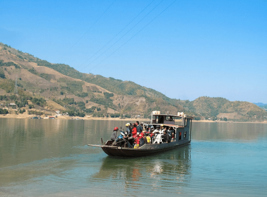 Bến Phà Vạn Yên - Phù Yên - Sơn La