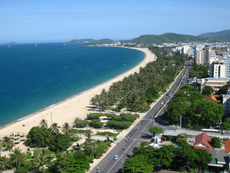 Bãi biển 1 Tháng 4