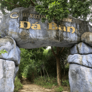 Khu du lịch Đá Bàn