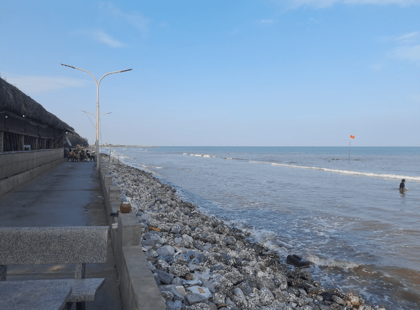 Bãi biển Hải Chính