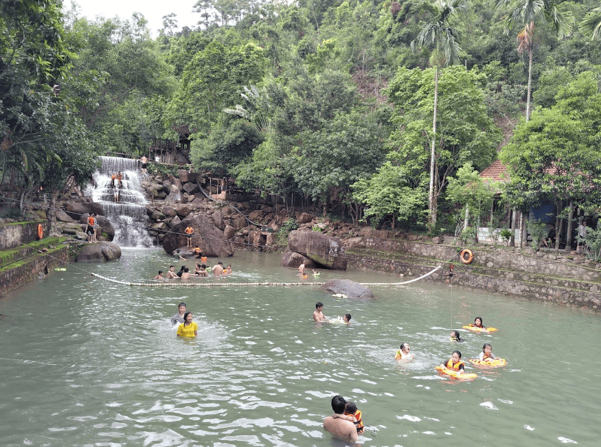 Suối Năm