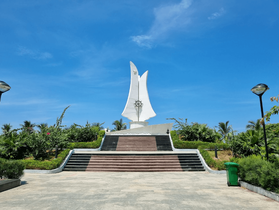 Bến Lộ Diêu - Tàu Không Số