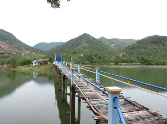 Khu sinh thái thủy điện Duy Sơn