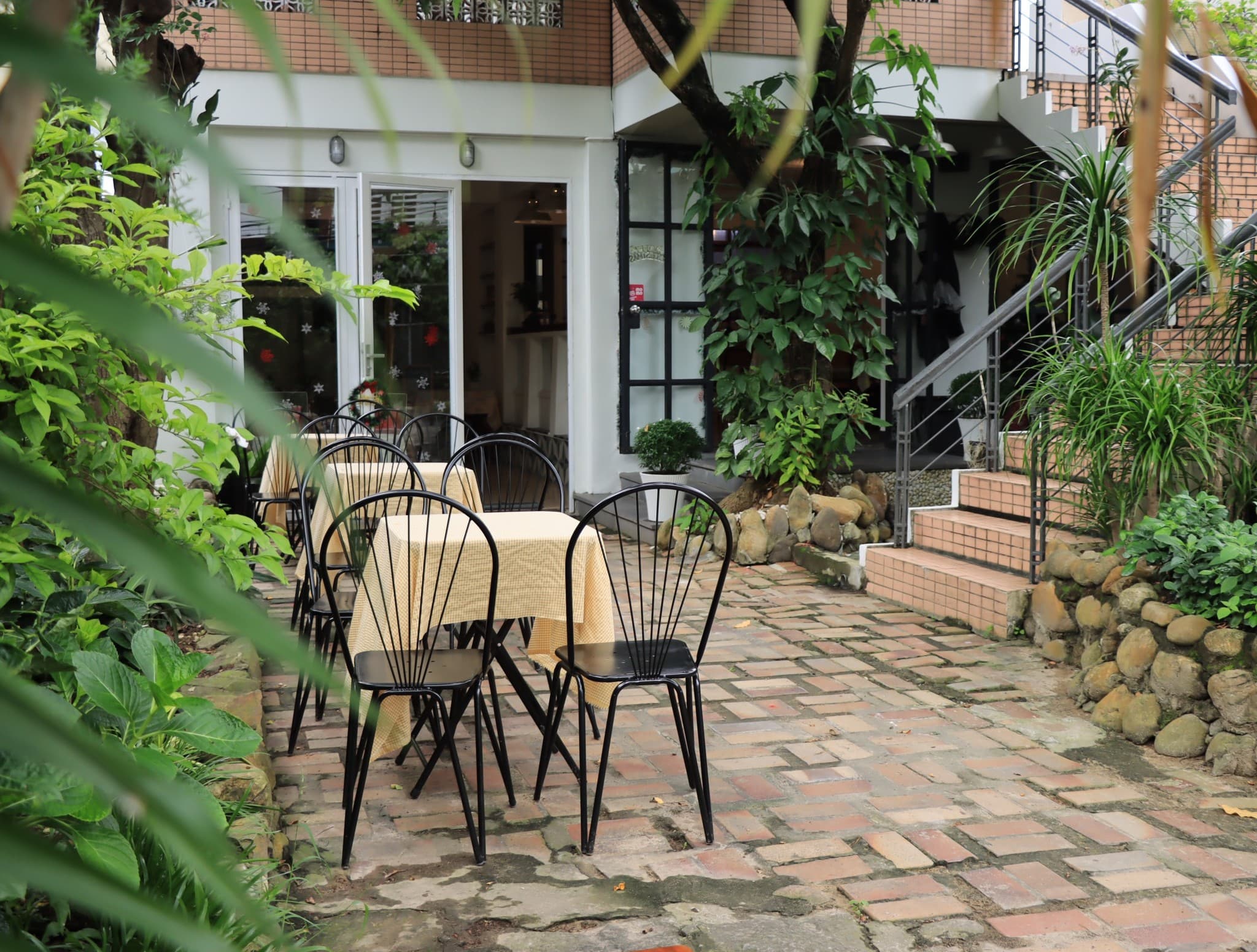 Là Lá La Coffee & Homestay