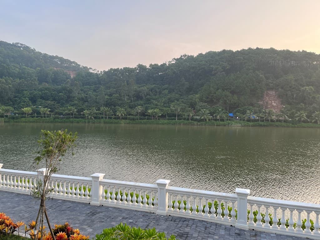 Đường Hạ Long - Đường Cái Lân - Trần Bình Trọng