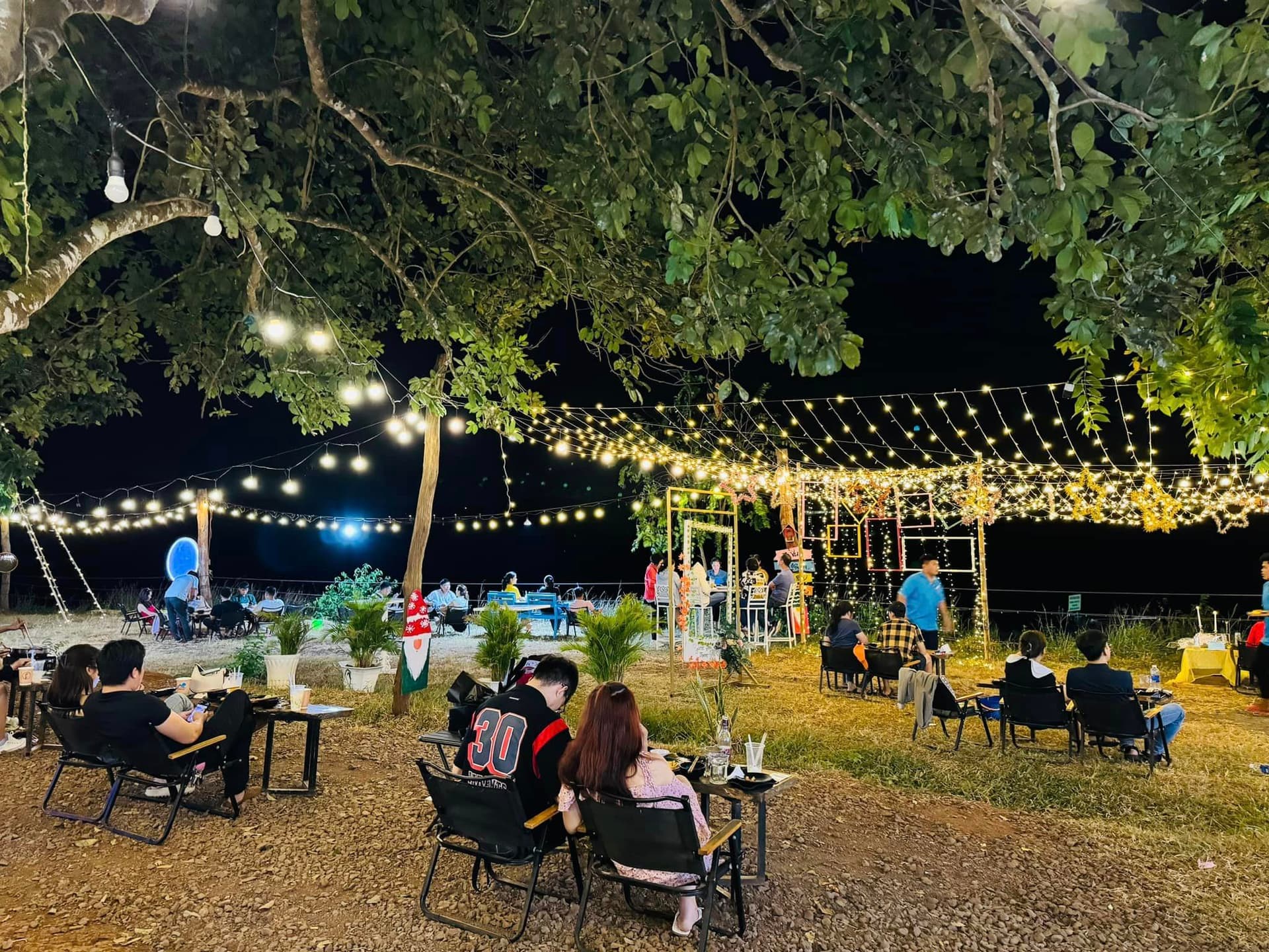 Cầu Dầu Glamping
