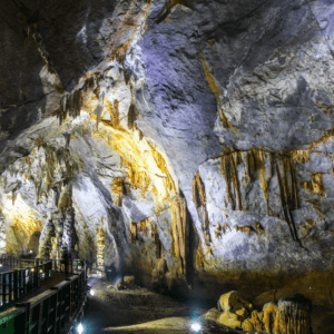 Động Thiên Đường Paradise Cave