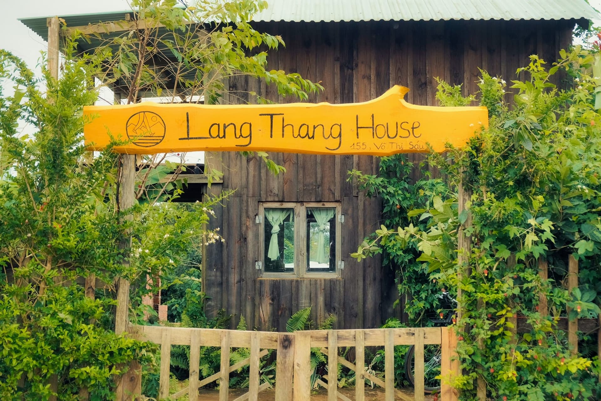 Lang Thang House
