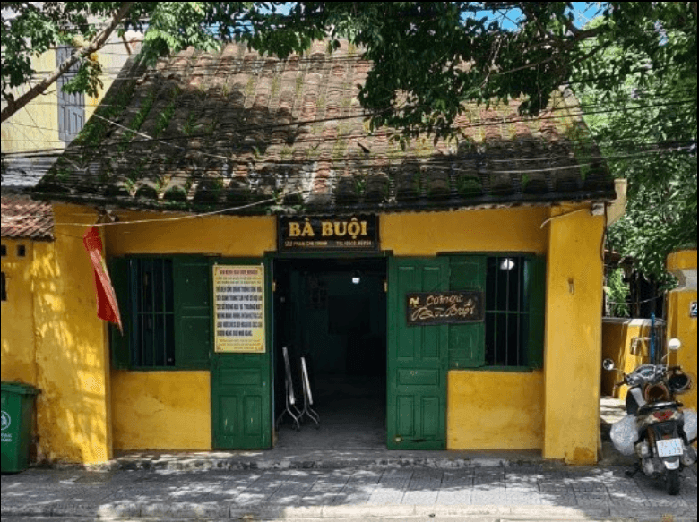 Cơm Gà Bà Buội