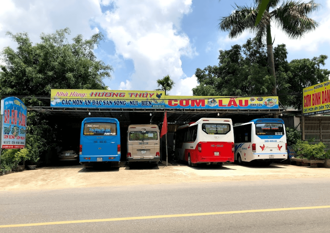 Nhà Hàng Hương Thuý