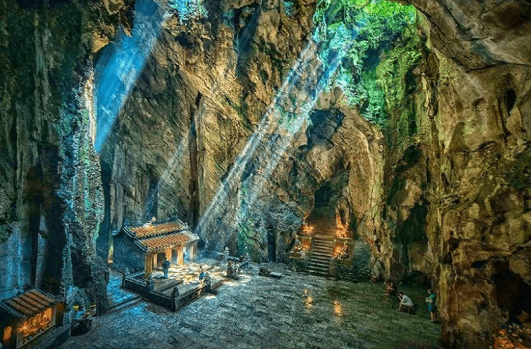 Động Huyền Không