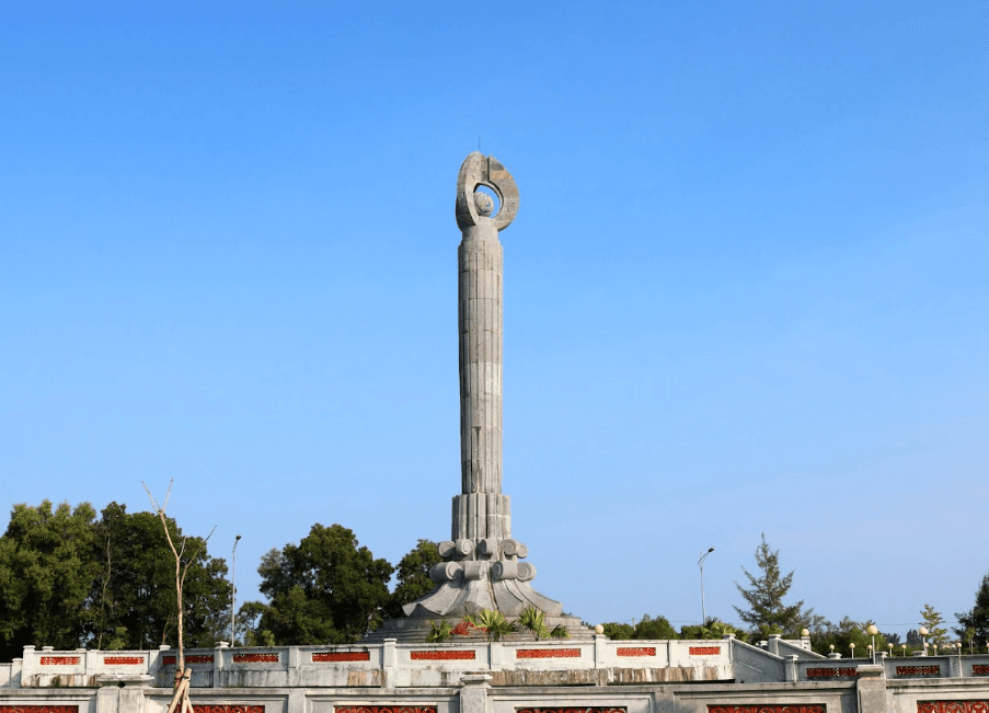Biểu tượng du lịch Ngã ba Trà Cổ